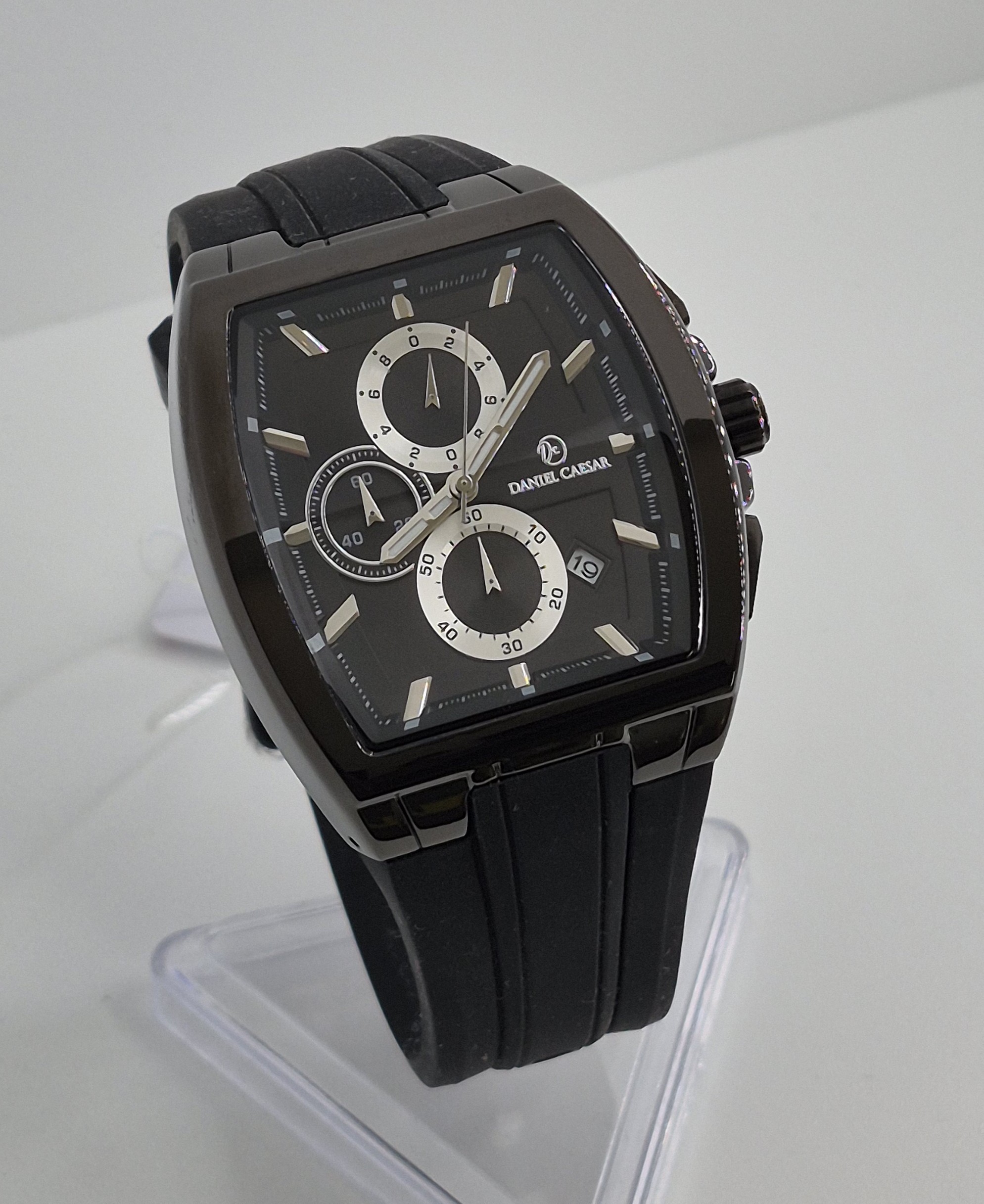 ساعت مچی مردانه دنیل سزار مدل Danielcaesar 1106 - 1106G b