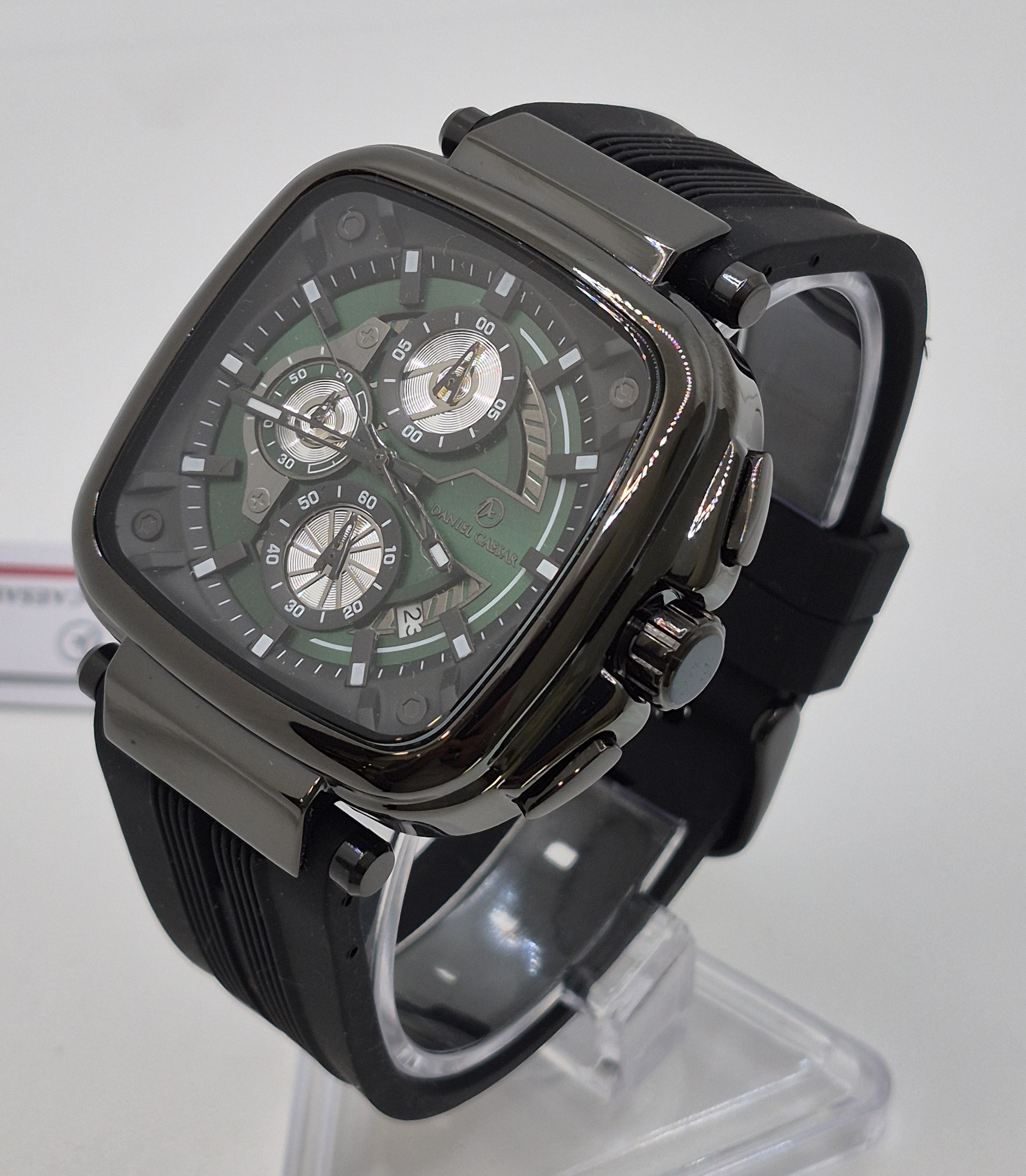 ساعت مچی مردانه دنیل سزار مدل Danielcaesar 1242 - 1242G g