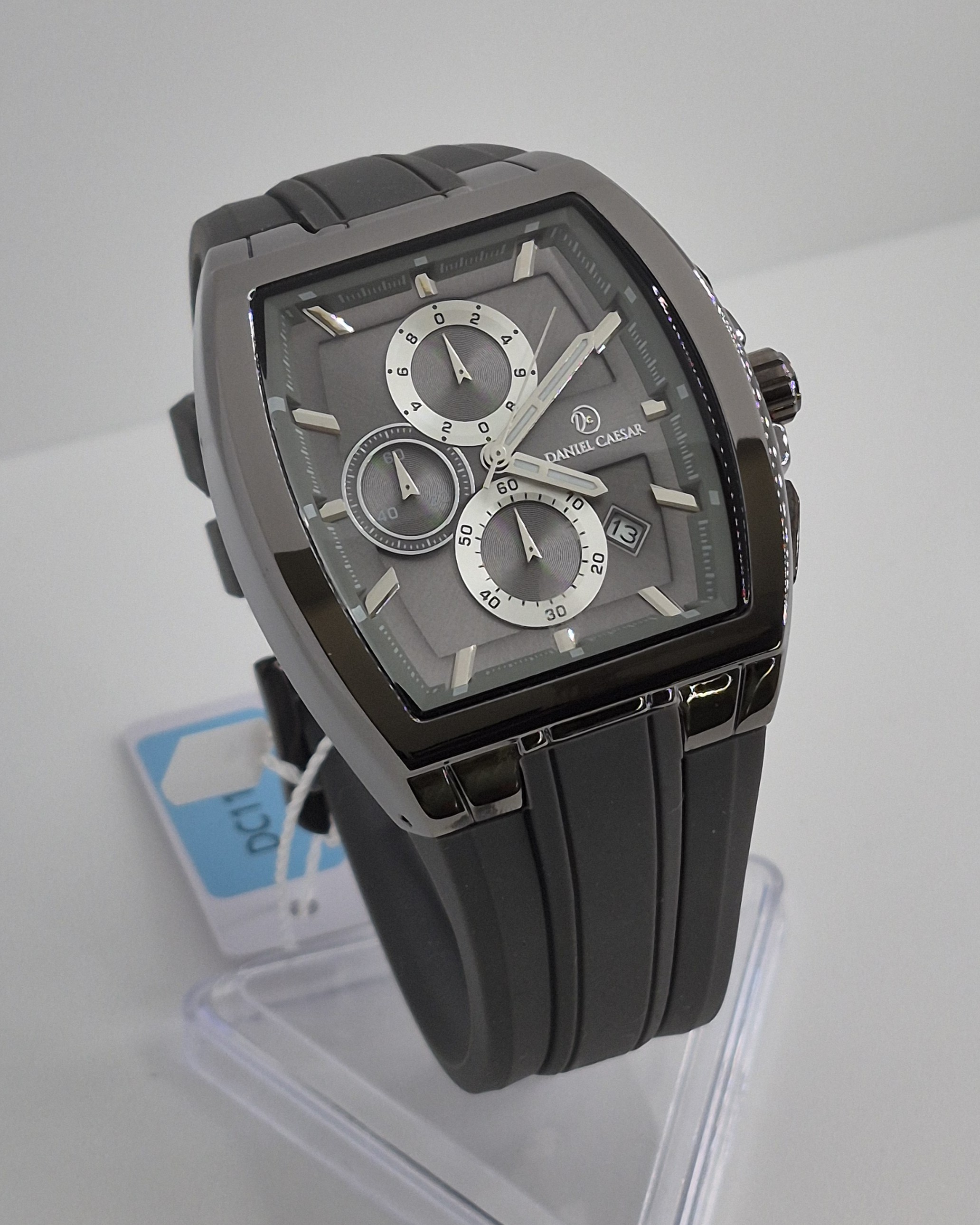 ساعت مچی مردانه دنیل سزار مدل Danielcaesar 1106 - 1106G t